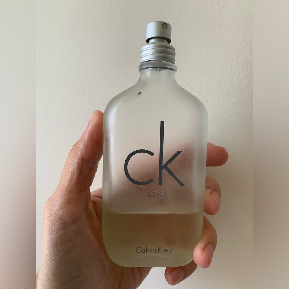 CALVIN KLEIN ONE EAU DE TOILETTES